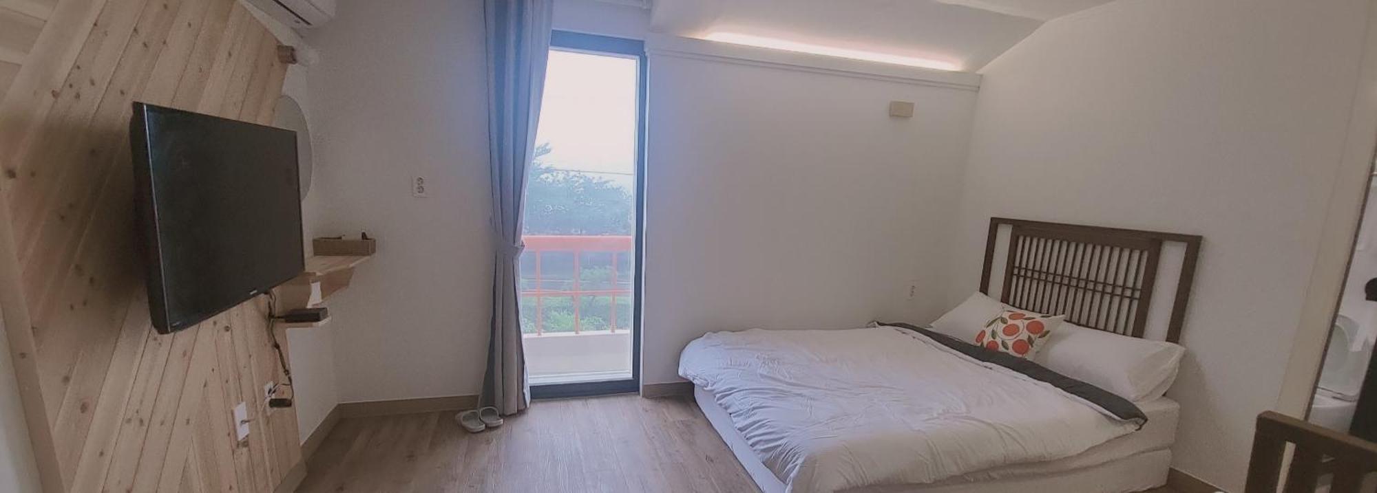 Jeju Soroan Pension Сеогвипо Екстериор снимка